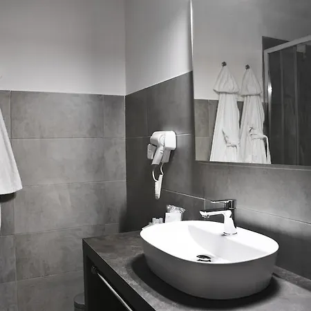 L'essenza Hotell Olbia