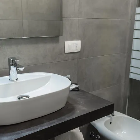 L'essenza 호텔 올비아