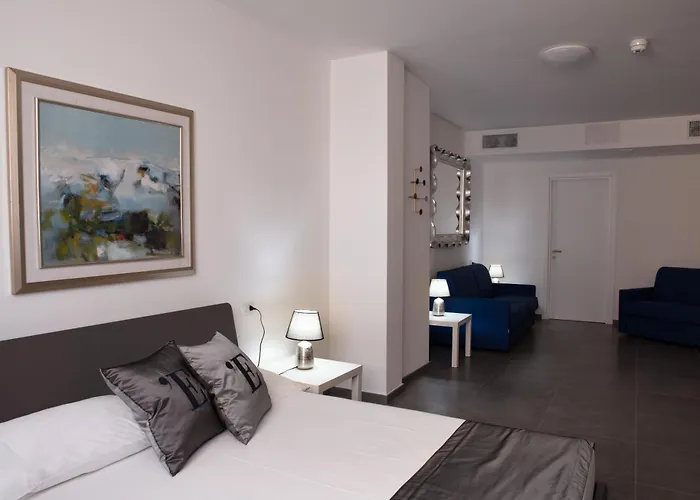 מלון L'essenza אולביה